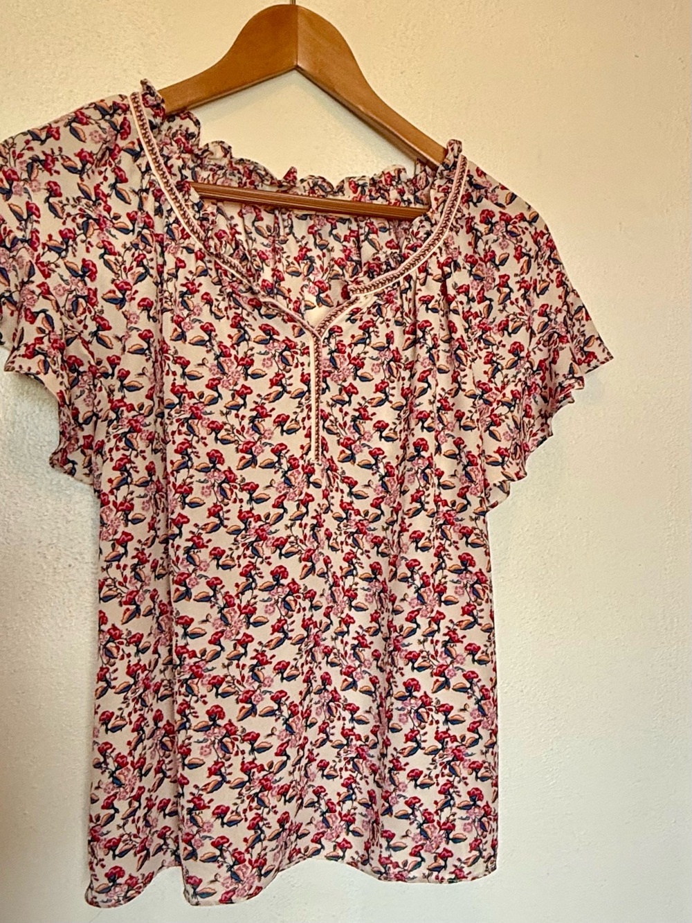 Max Studio Cream with Red Floral Print Short Sleeve